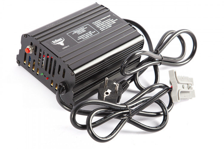 Зарядное устройство RuTrike для аккумуляторов 24V50A/H (10A) в Нижнем Тагиле