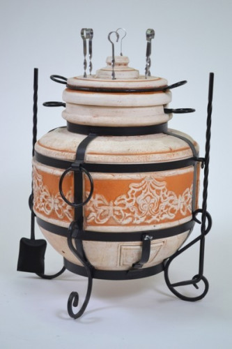 Тандыр Султан Средний в Нижнем Тагиле