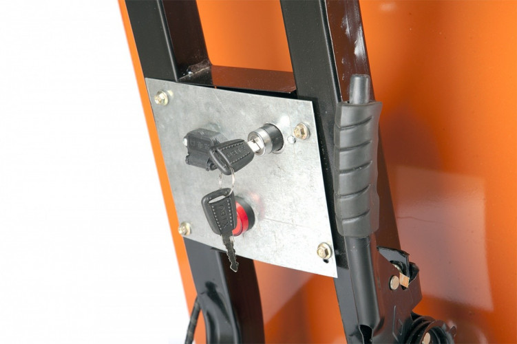 Тележка самоходная RuTrike «Ковш» СТК 500 48V900W в Нижнем Тагиле