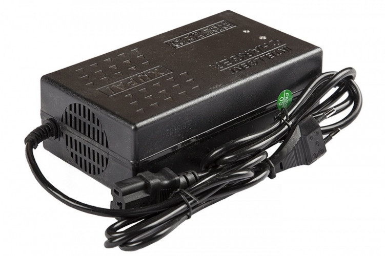 Зарядное устройство RuTrike для аккумуляторов 60V32A/H (4A) в Нижнем Тагиле