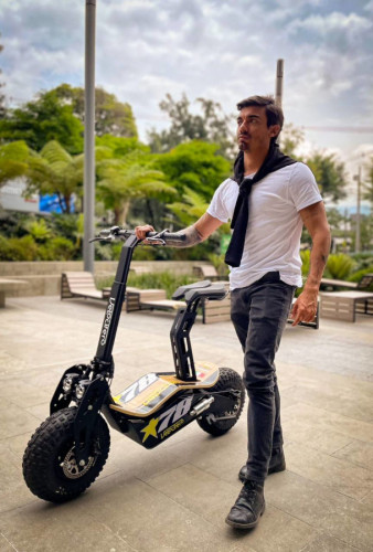 Электросамокат VeloCifero MAD 2000W в Нижнем Тагиле